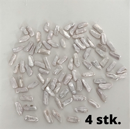 4 stk. Aflange hvide Biwa ferskvandsperler, 20 - 25 mm